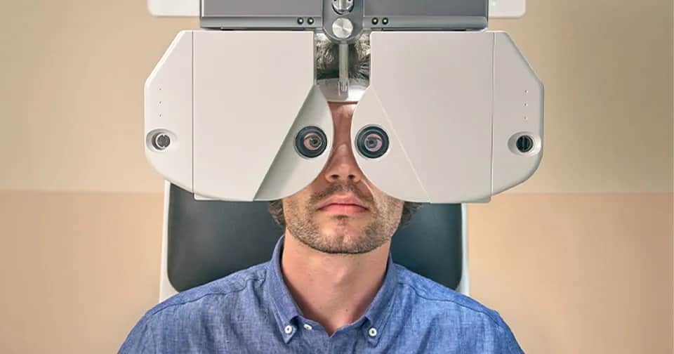 Badanie wzroku w Vision Express: kto bada, ile kosztuje, jak się umówić?